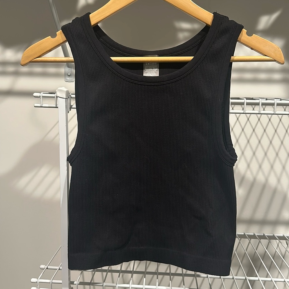 Sunday Best SINCHSEAMLESS RIB CREW TANK - Black Size Large